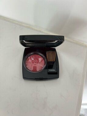CHANEL Rose Pink Cream Blush Compact with Brush